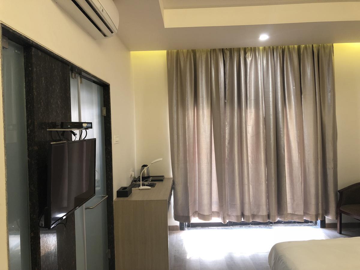Hotel Sharanam Shegaon Eksteriør bilde